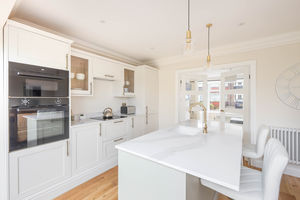 Photo 6- click for photo gallery